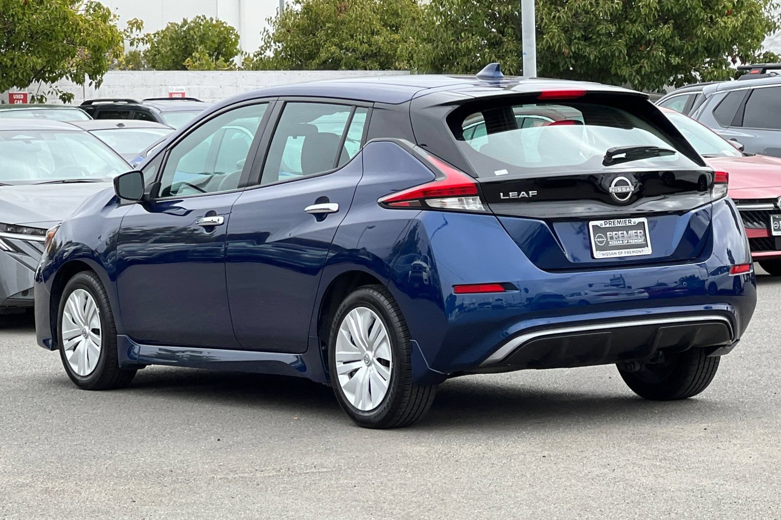Certified 2025 Nissan Leaf S FWD image 6