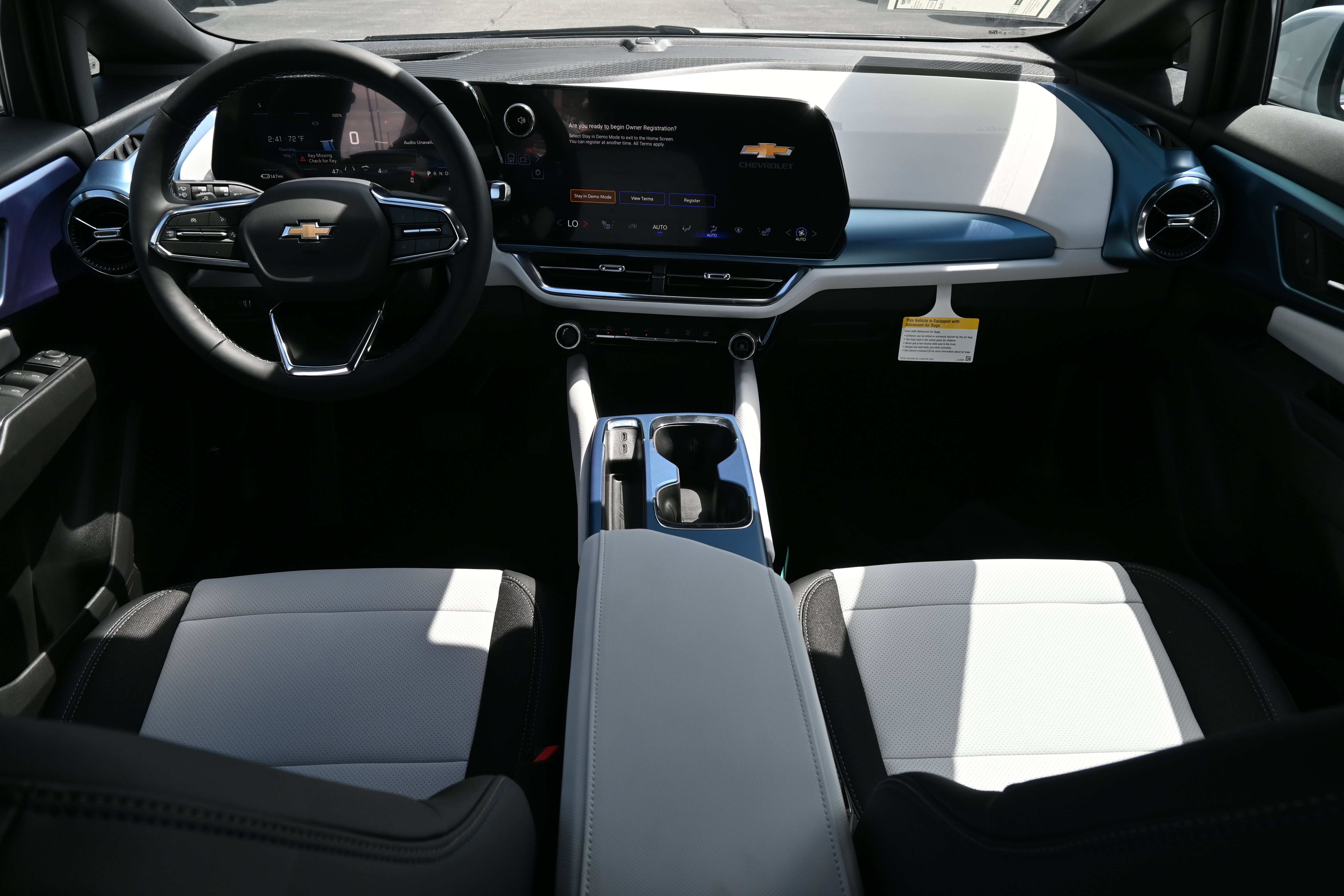 New 2026 Chevrolet Equinox EV LT AWD/4WD image 28