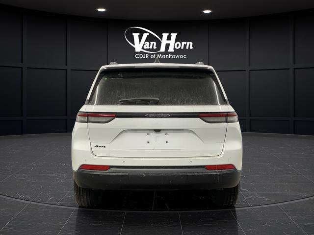 New 2026 Jeep Grand Cherokee Laredo image 14