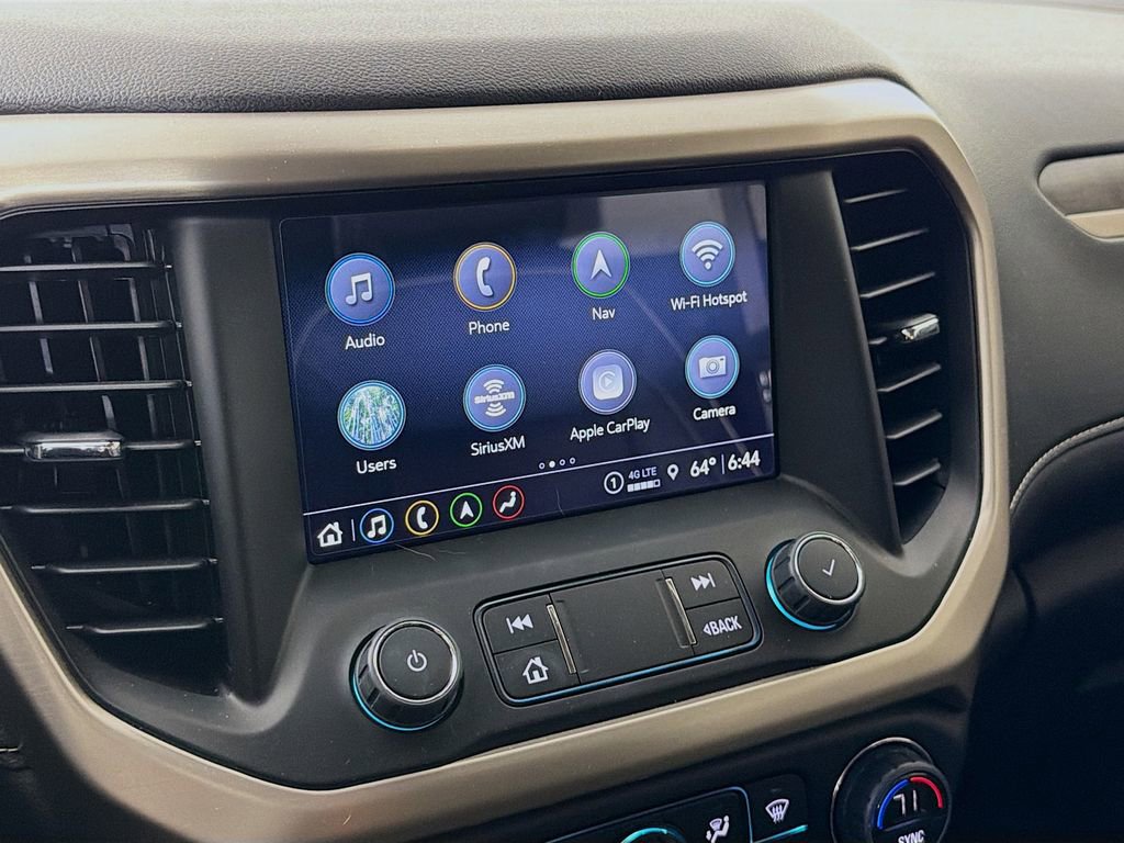 Used 2022 GMC Acadia Denali w/ Denali Technology Package image 16