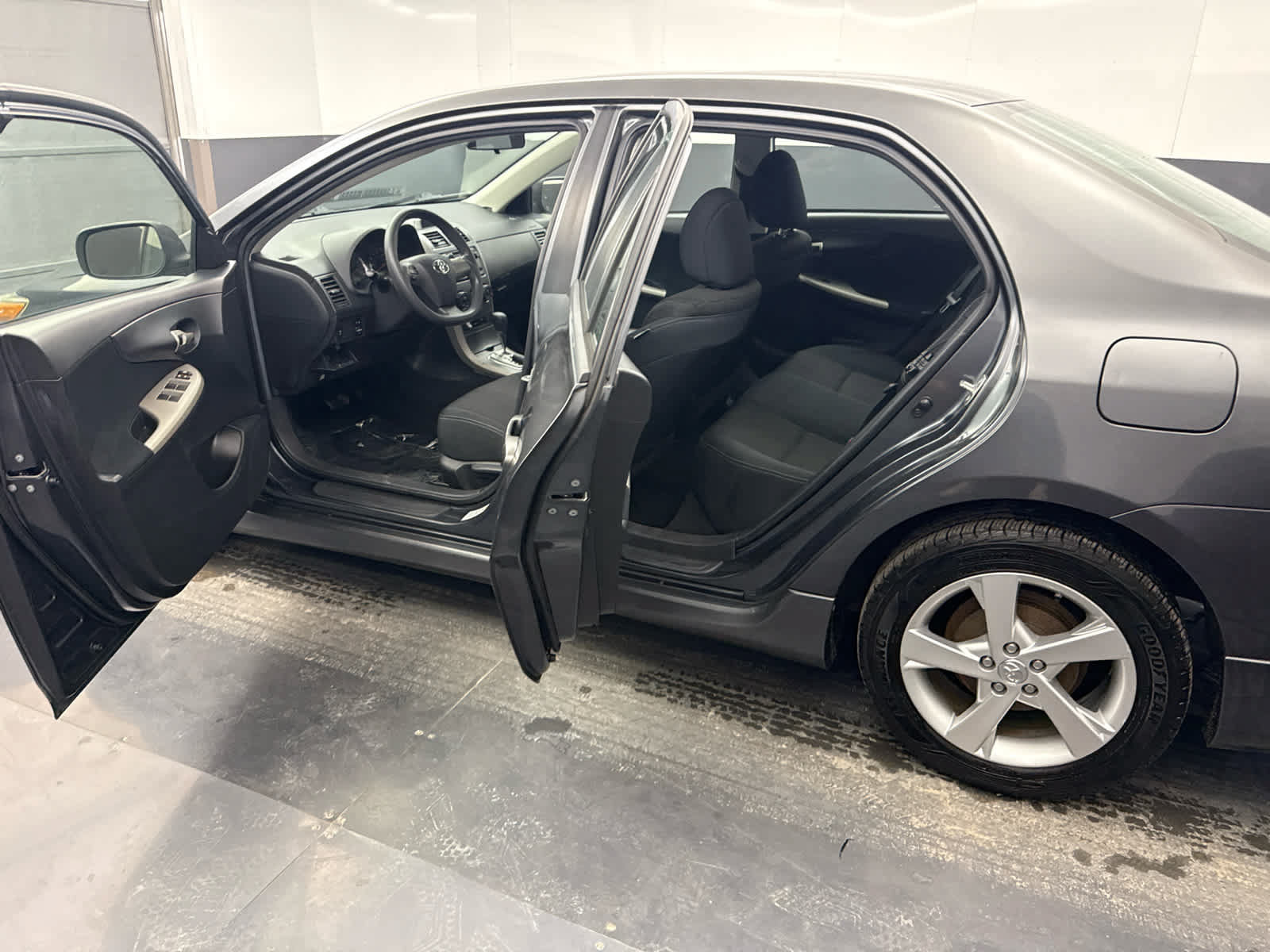 Used 2012 Toyota Corolla S FWD image 44