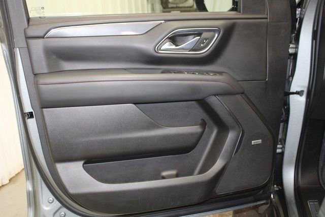 Used 2023 Chevrolet Tahoe RST w/ Luxury Package AWD/4WD image 10
