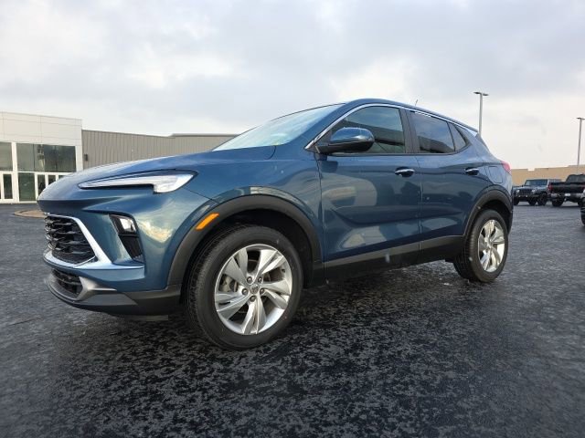 Used 2024 Buick Encore GX Preferred w/ Comfort Package image 3