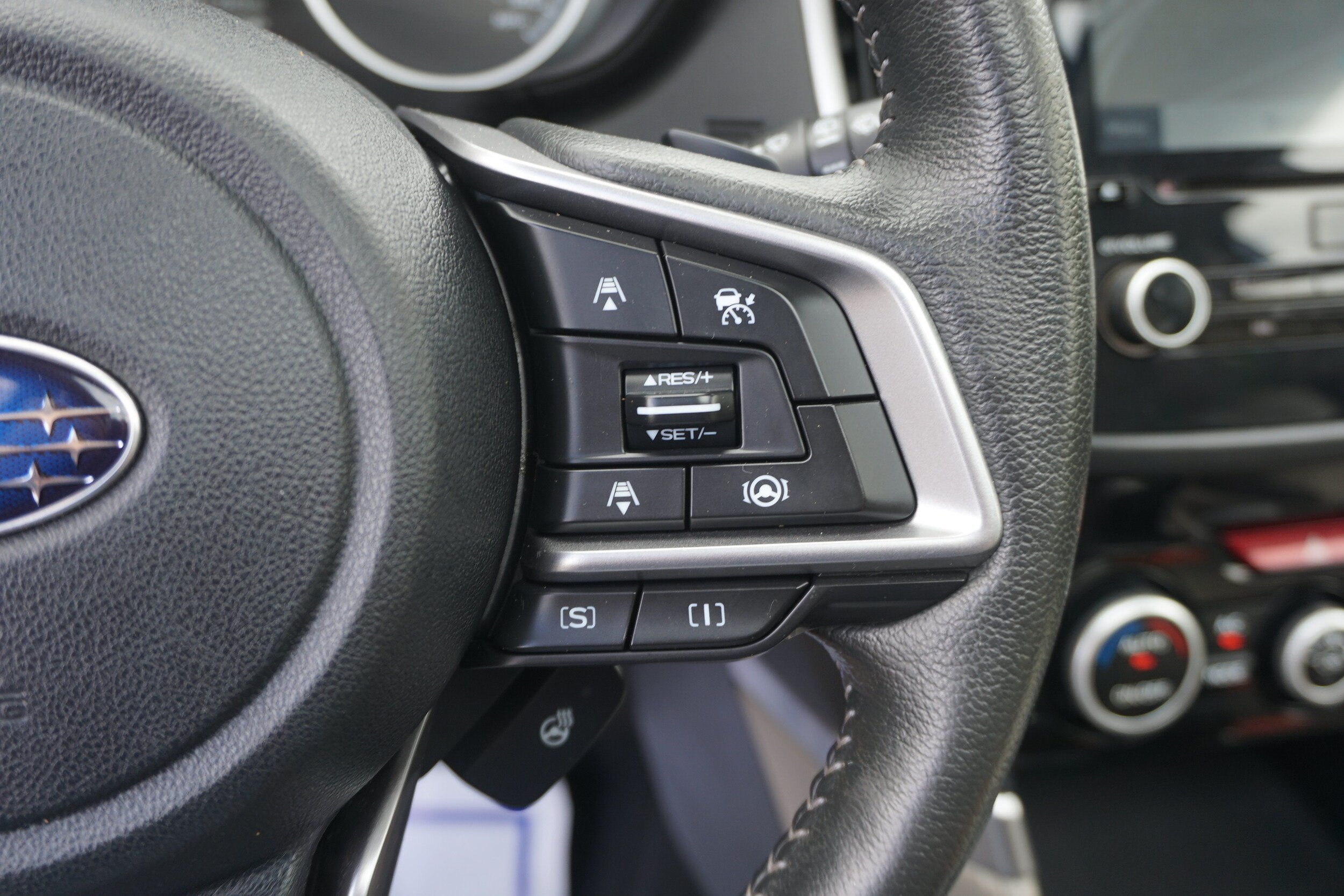 Used 2021 Subaru Forester Limited AWD/4WD image 19