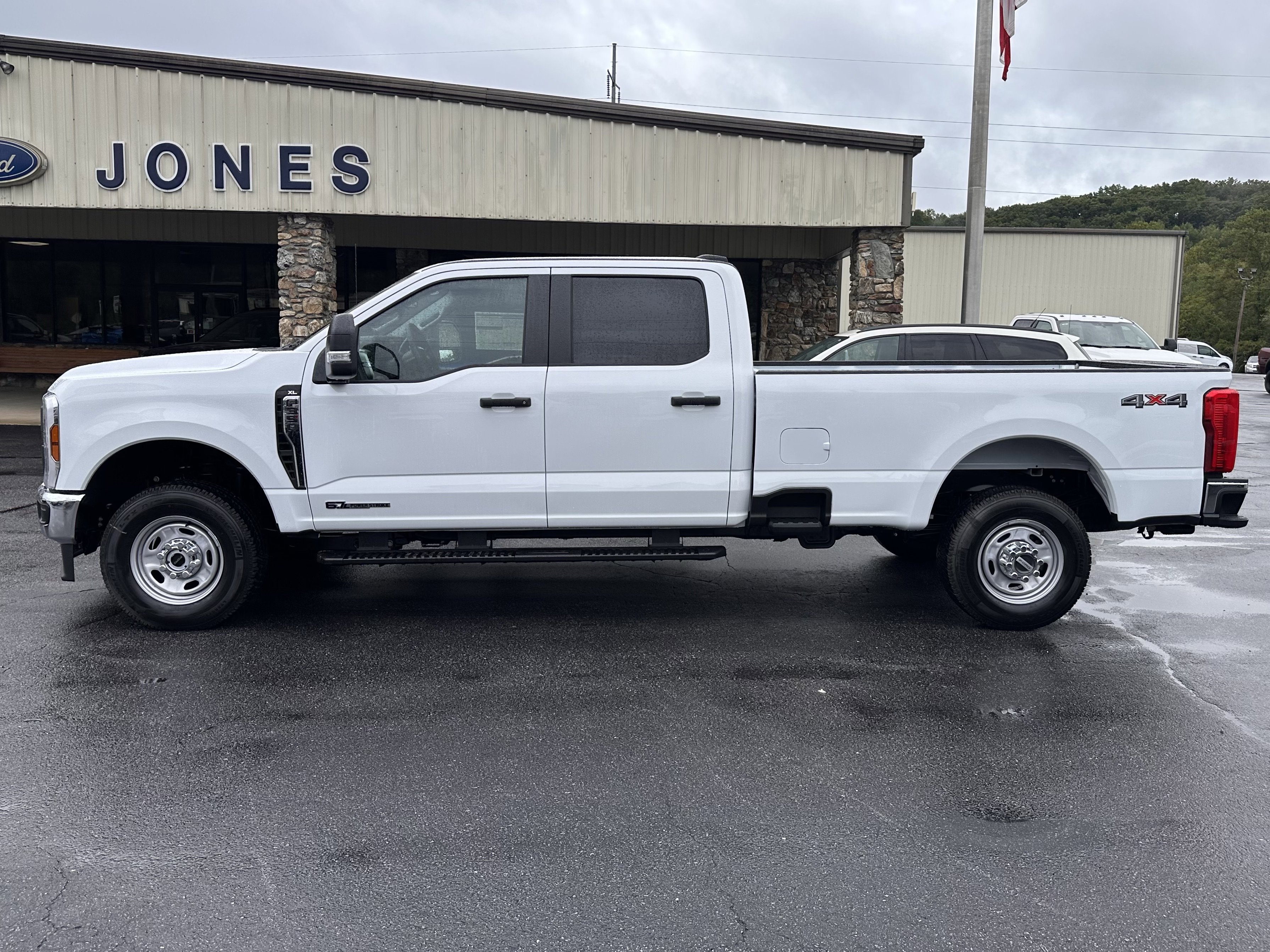 New 2026 Ford F350 XL image 1