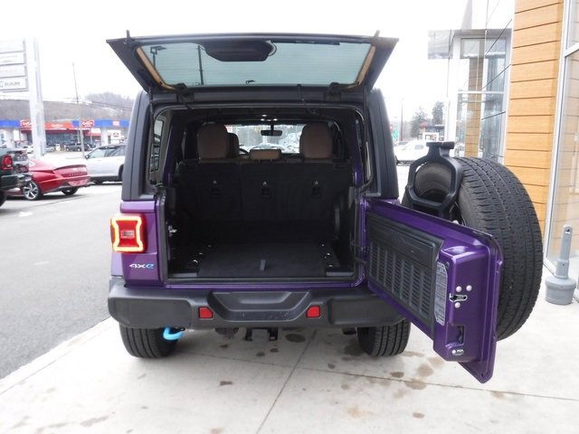 Used 2023 Jeep Wrangler Unlimited Sahara w/ Cold Weather Group image 51