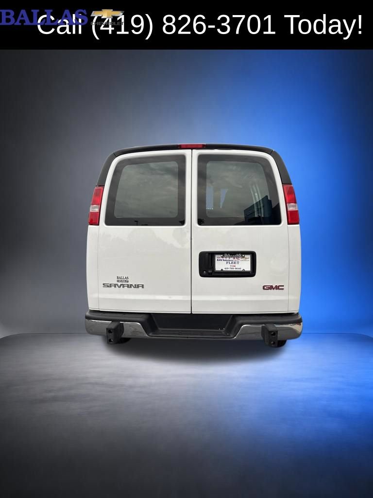 Used 2025 GMC Savana 2500 w/ Driver Convenience Package RWD image 4