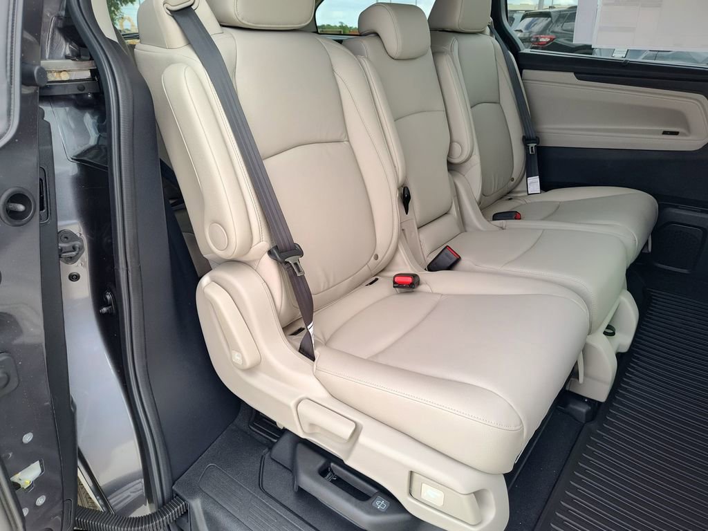 New 2026 Honda Odyssey EX-L image 13