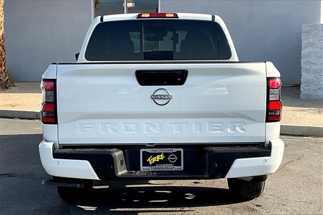 New 2025 Nissan Frontier SV image 3