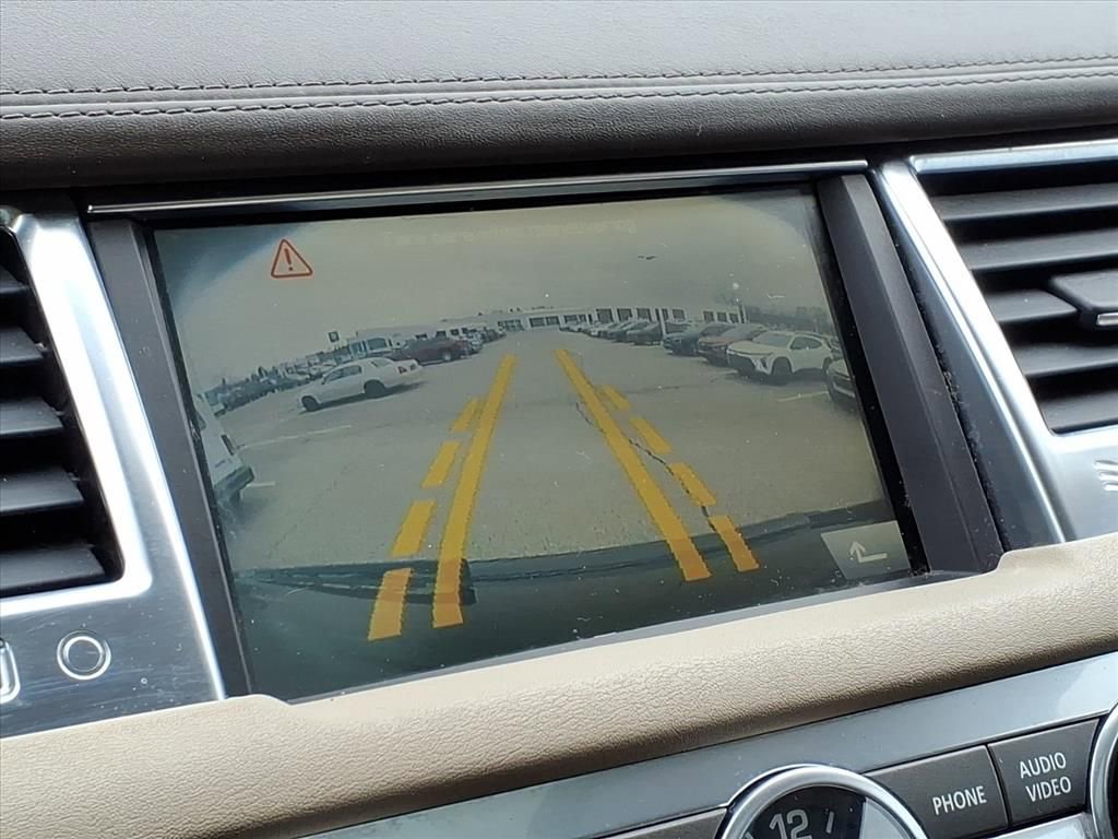 Used 2011 Land Rover Range Rover Sport HSE LUX image 23