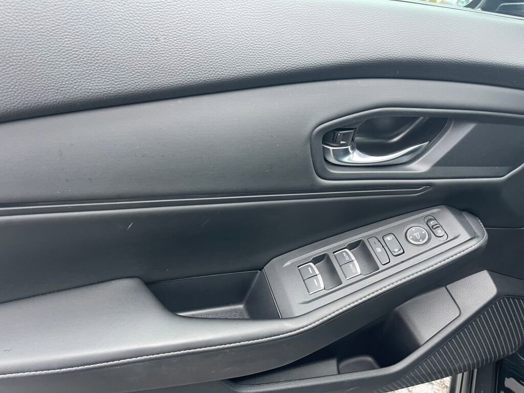 Used 2023 Honda Accord Sport image 6