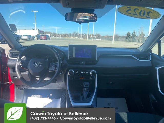 Used 2025 Toyota RAV4 XLE image 12