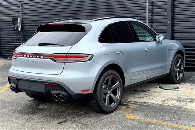 New 2025 Porsche Macan image 10