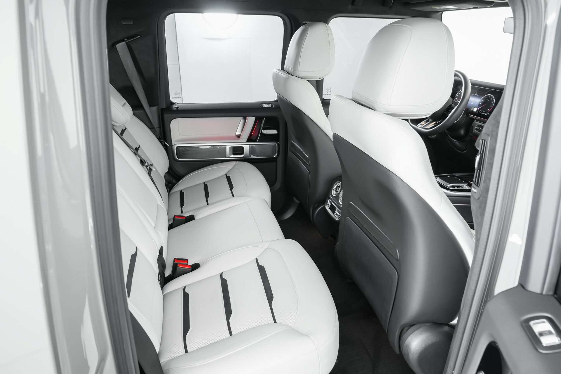 Used 2025 Mercedes-Benz G 63 AMG 4MATIC image 6
