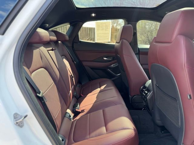 Used 2024 Jaguar E-PACE R-Dynamic SE image 17