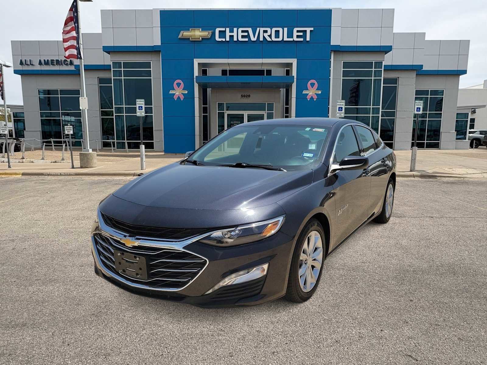 Used 2023 Chevrolet Malibu LT FWD image 1