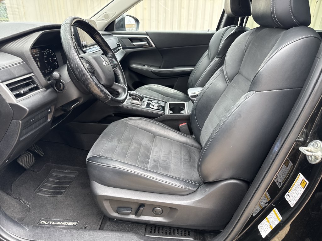 Used 2022 Mitsubishi Outlander SE FWD image 13
