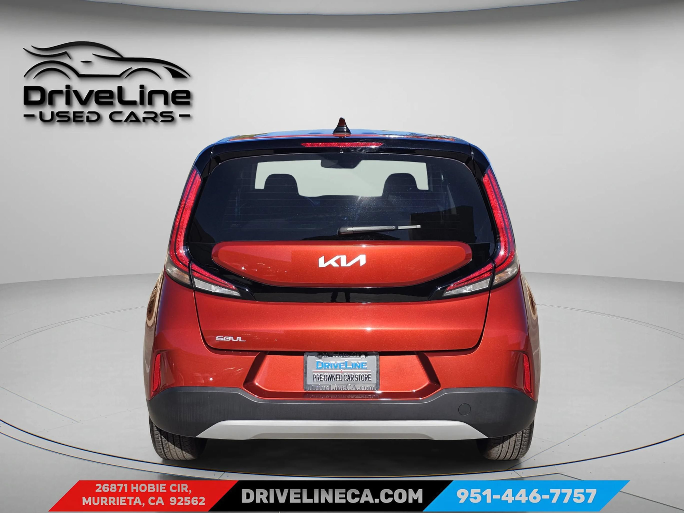 Used 2025 Kia Soul LX w/ LX Technology Package FWD image 3