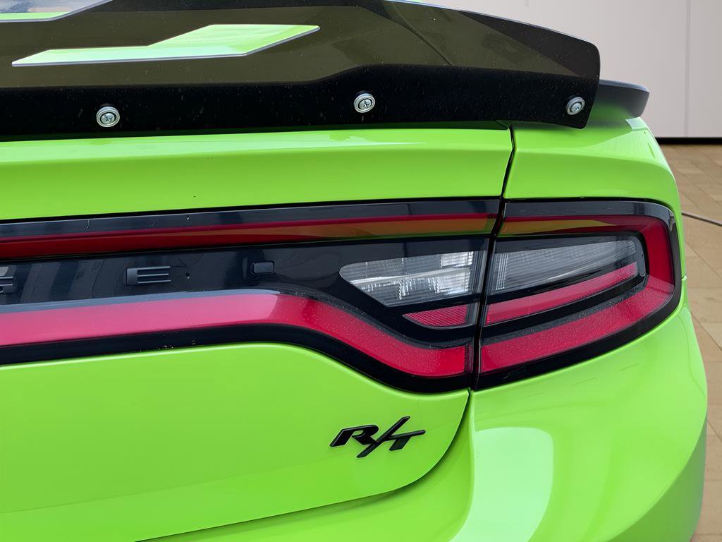 Used 2023 Dodge Charger R/T w/ Blacktop Package image 40