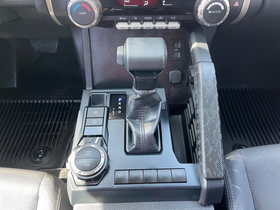 Certified 2025 Toyota Tacoma SR5 image 24