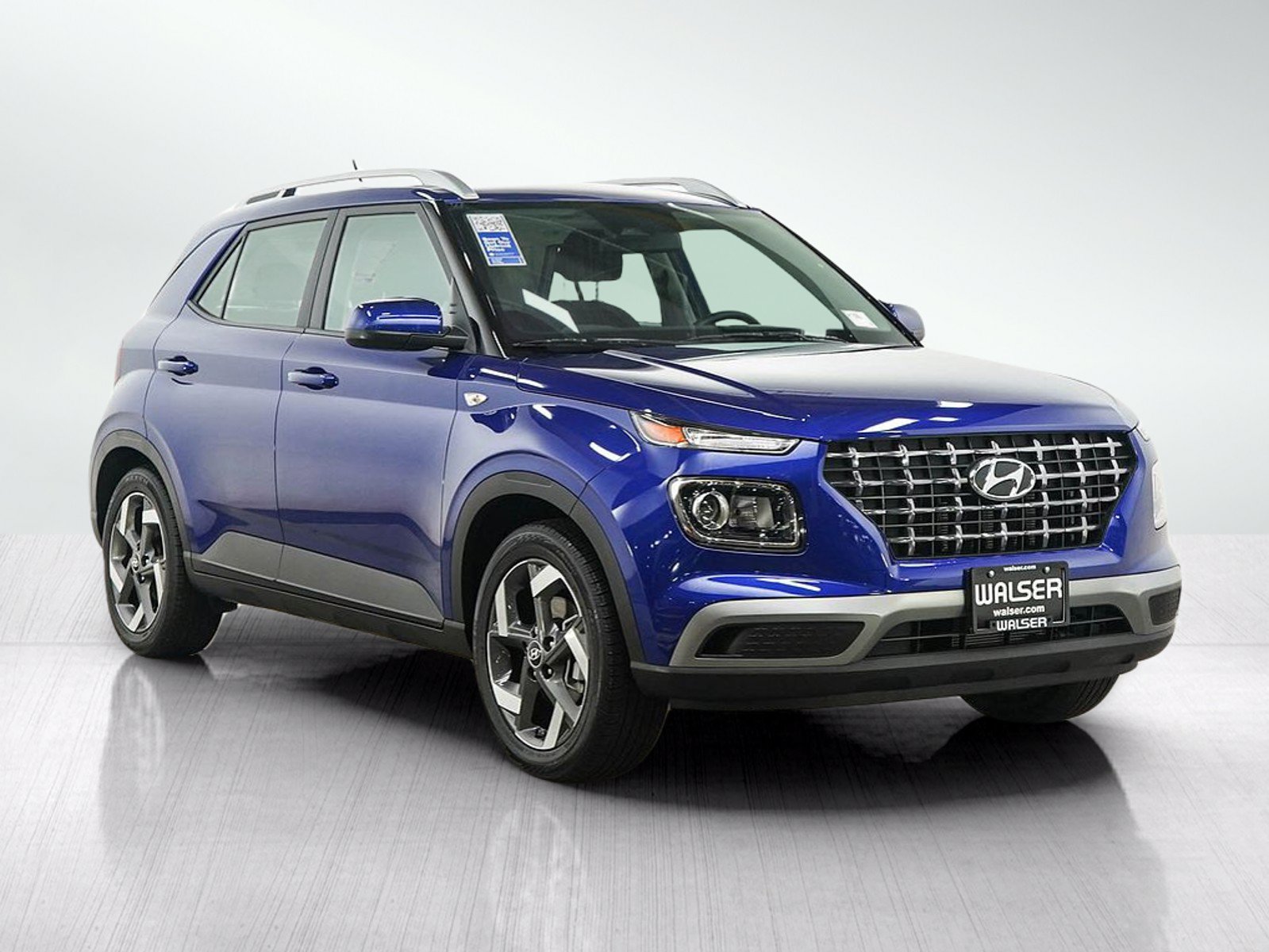 Used 2023 Hyundai Venue SEL FWD image 7