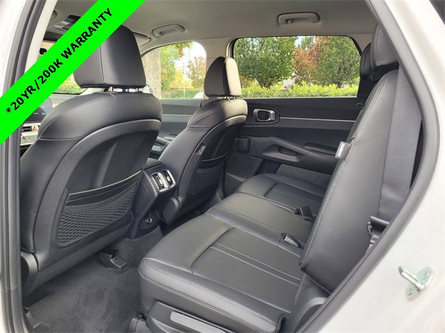 New 2026 Kia Sorento S image 6