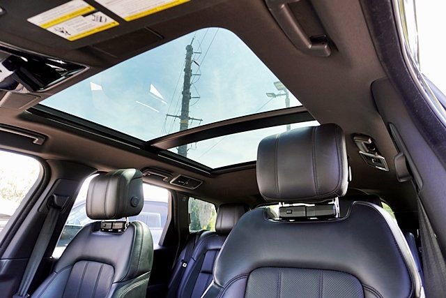 Used 2022 Land Rover Range Rover Sport HSE Silver Edition image 16