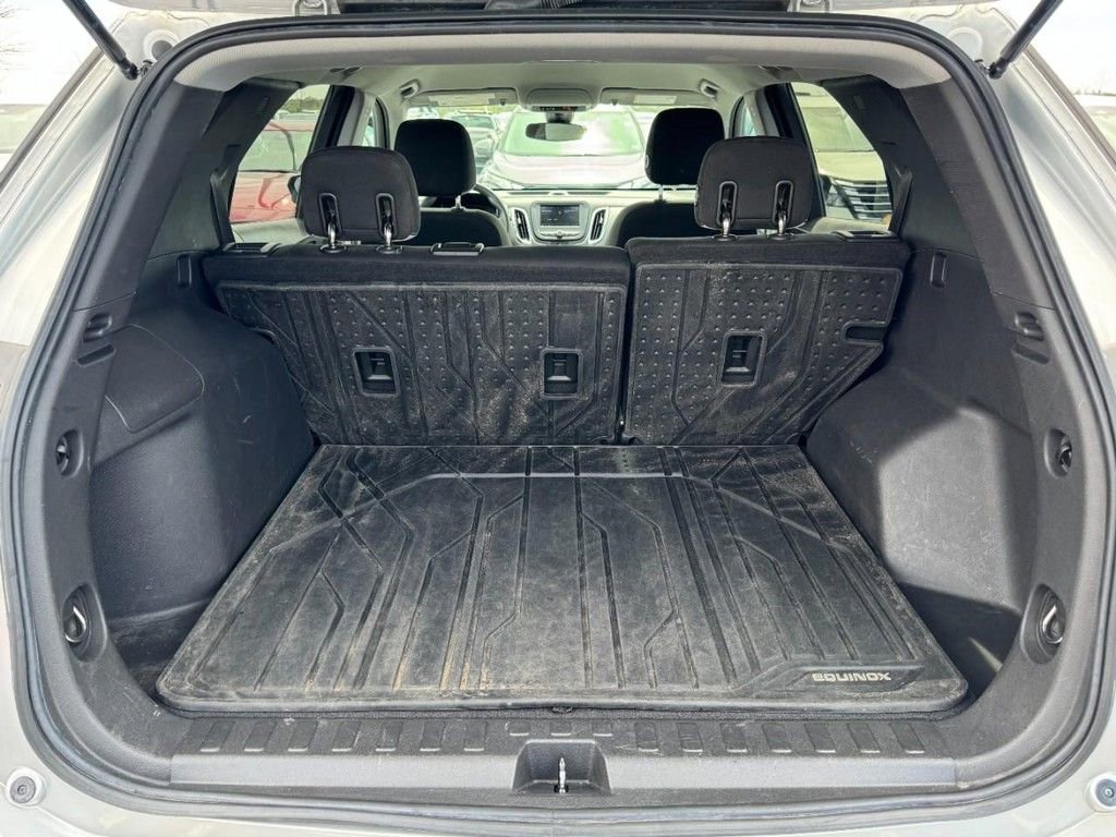 Used 2020 Chevrolet Equinox LS w/ LS Convenience Package image 6
