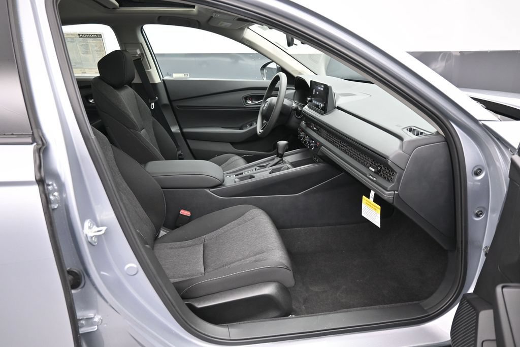 New 2025 Honda Accord SE image 34