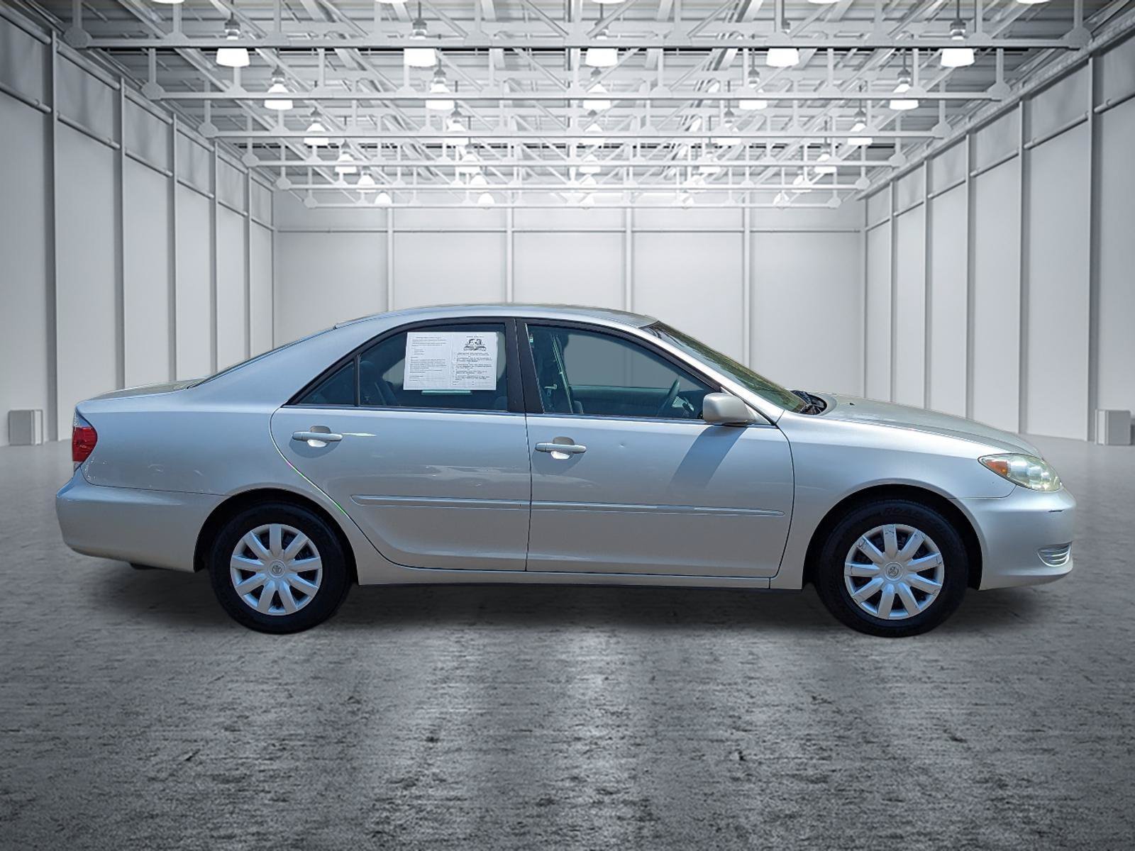 Used 2006 Toyota Camry LE FWD image 6