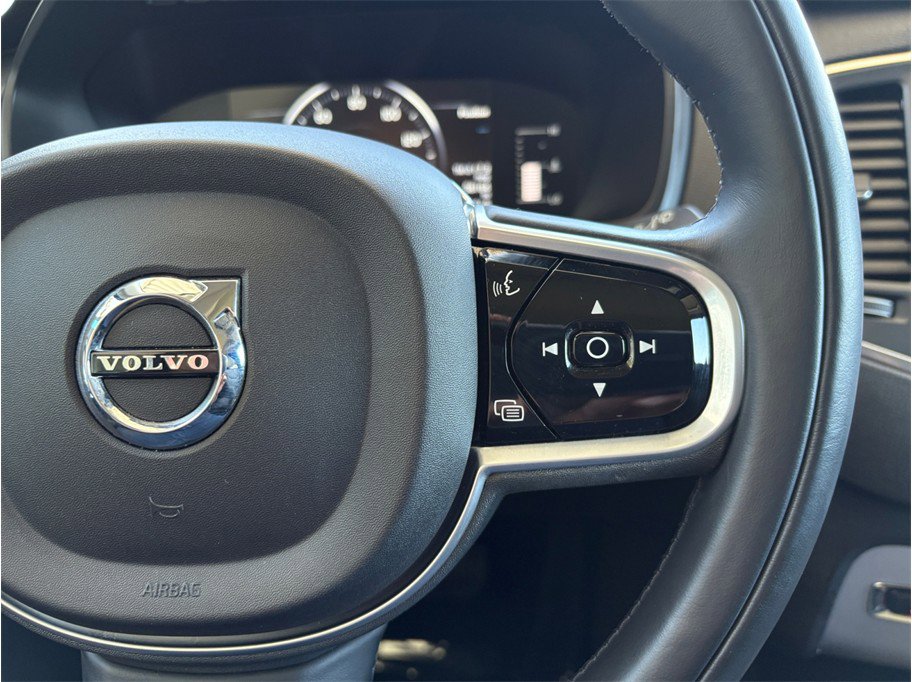 Used 2018 Volvo XC90 T5 Momentum w/ Convenience Package AWD/4WD image 14