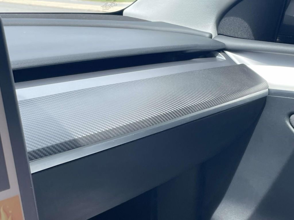 Used 2023 Tesla Model Y Long Range image 29