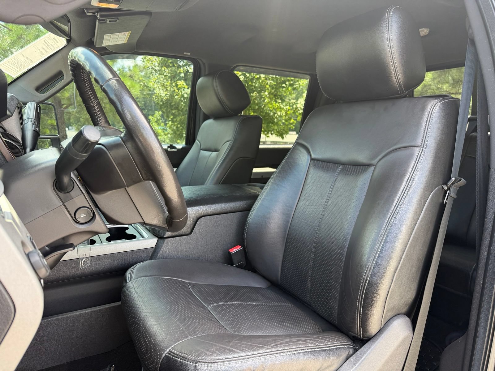 Used 2016 Ford F250 Lariat w/ Chrome Package AWD/4WD image 34