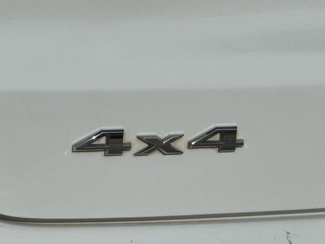 Used 2023 Jeep Compass Latitude image 20