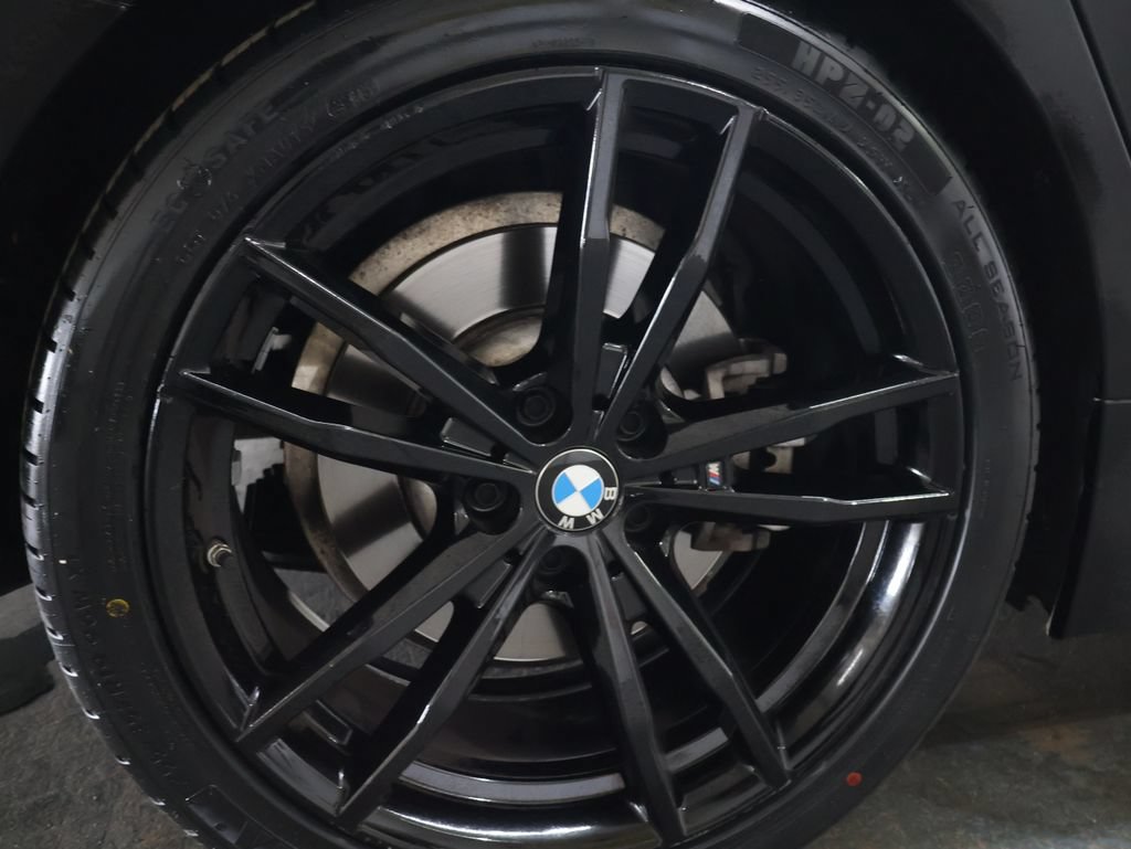 Used 2022 BMW 330i Sedan w/ M Sport Package RWD image 33