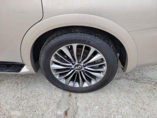 Used 2019 INFINITI QX80 Luxe w/ 22" Wheel Package image 6