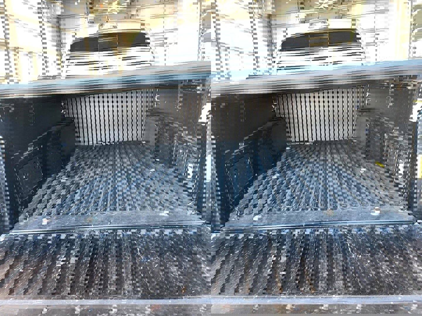 Used 2018 Toyota Tacoma Limited image 5