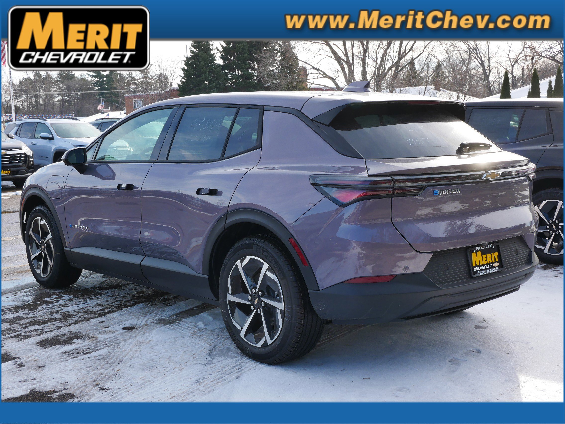 New 2026 Chevrolet Equinox EV LT image 2