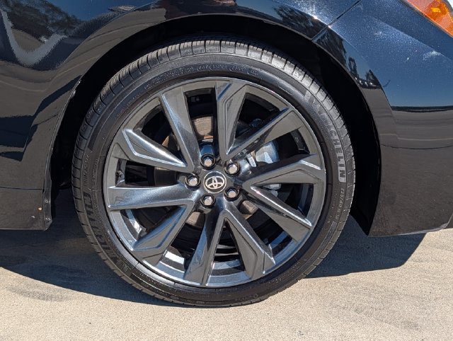 Used 2025 Toyota Corolla SE FWD image 8