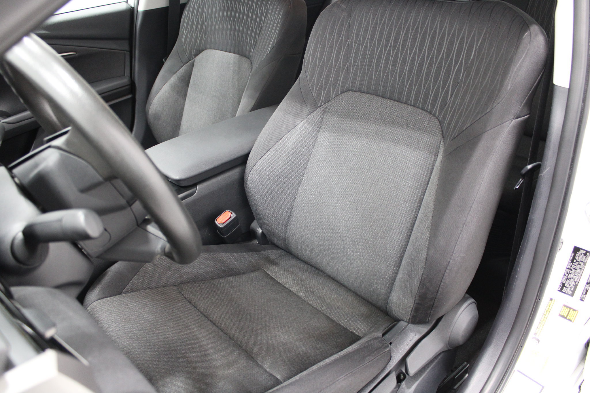 Used 2025 Toyota Camry LE FWD image 14