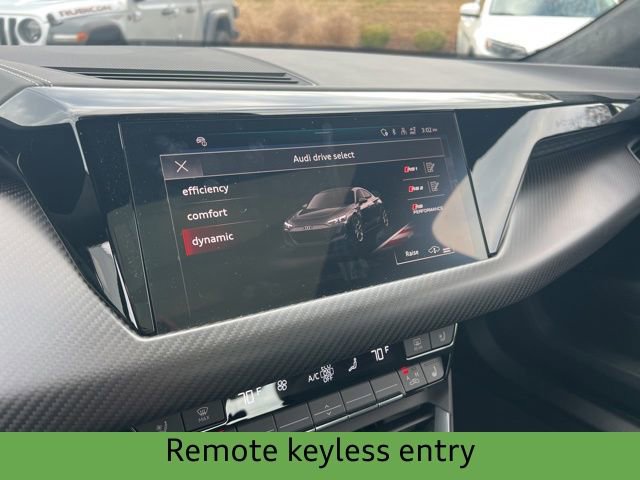 New 2026 Audi RS e-tron GT performance image 13