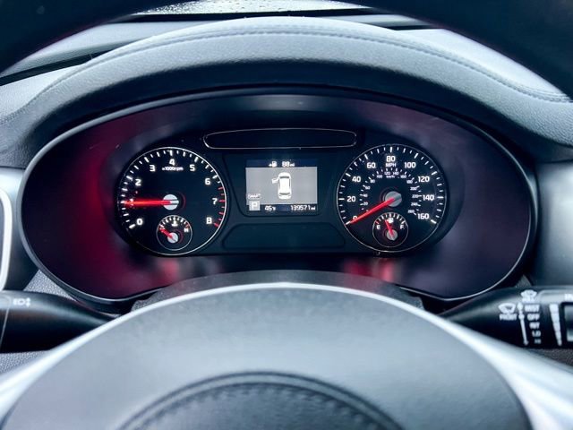 Used 2019 Kia Sorento LX image 17