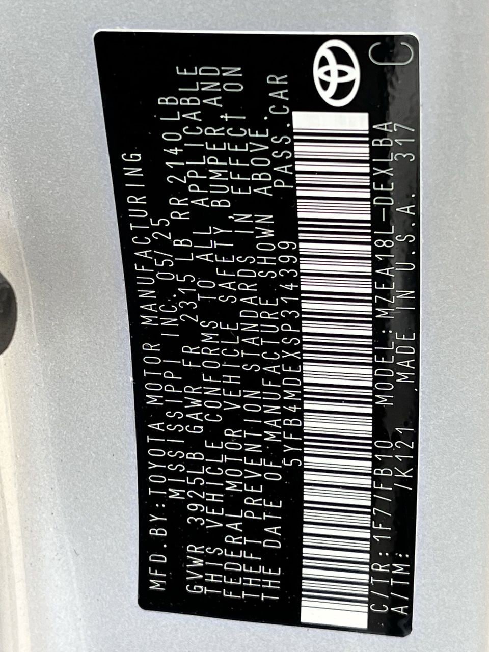 Used 2025 Toyota Corolla LE FWD image 28