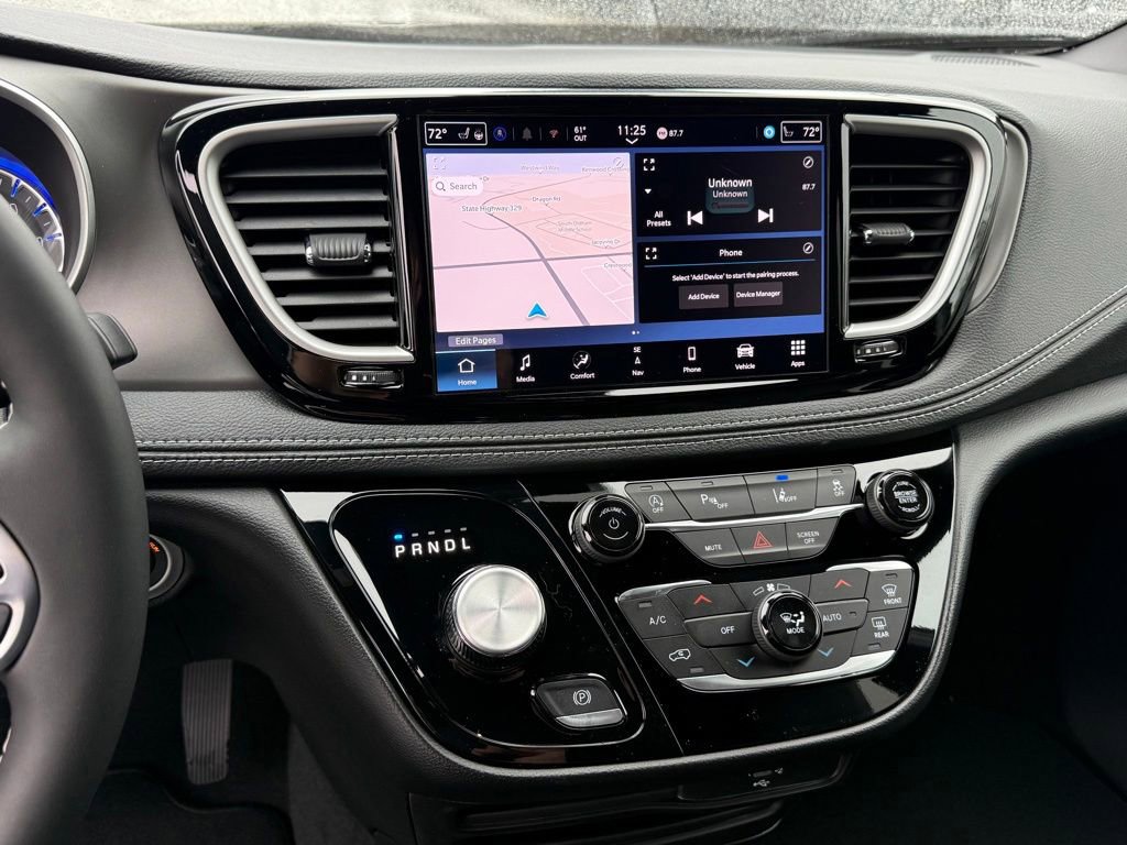 New 2027 Chrysler Pacifica Select FWD image 18