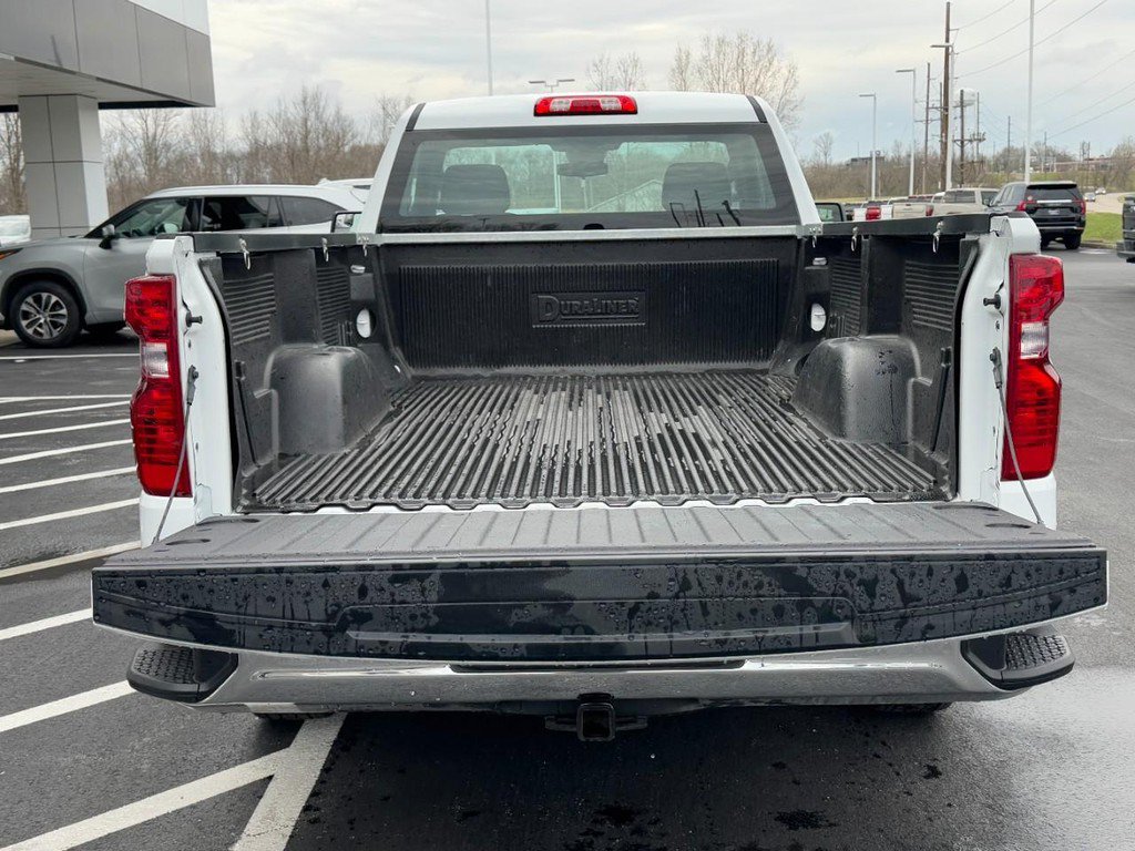 Used 2025 Chevrolet Silverado 1500 W/T RWD image 7