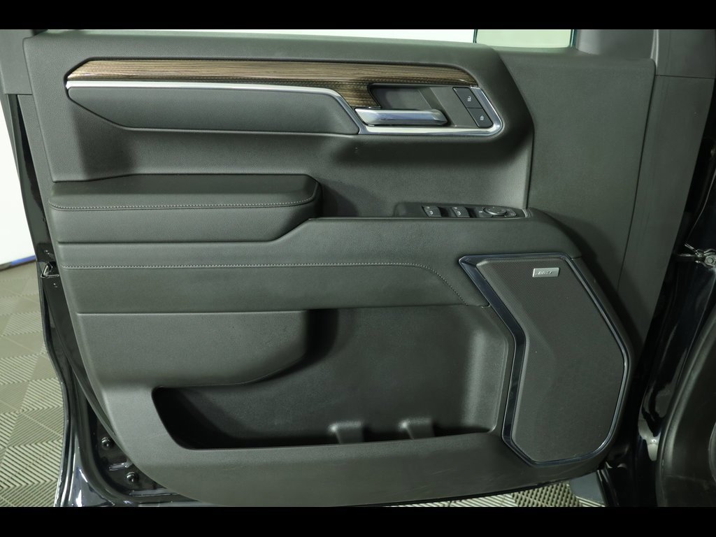 Used 2023 Chevrolet Silverado 1500 LT Trail Boss w/ LT Trail Boss Premium Package image 23