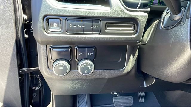 Used 2021 Chevrolet Tahoe LT RWD image 26