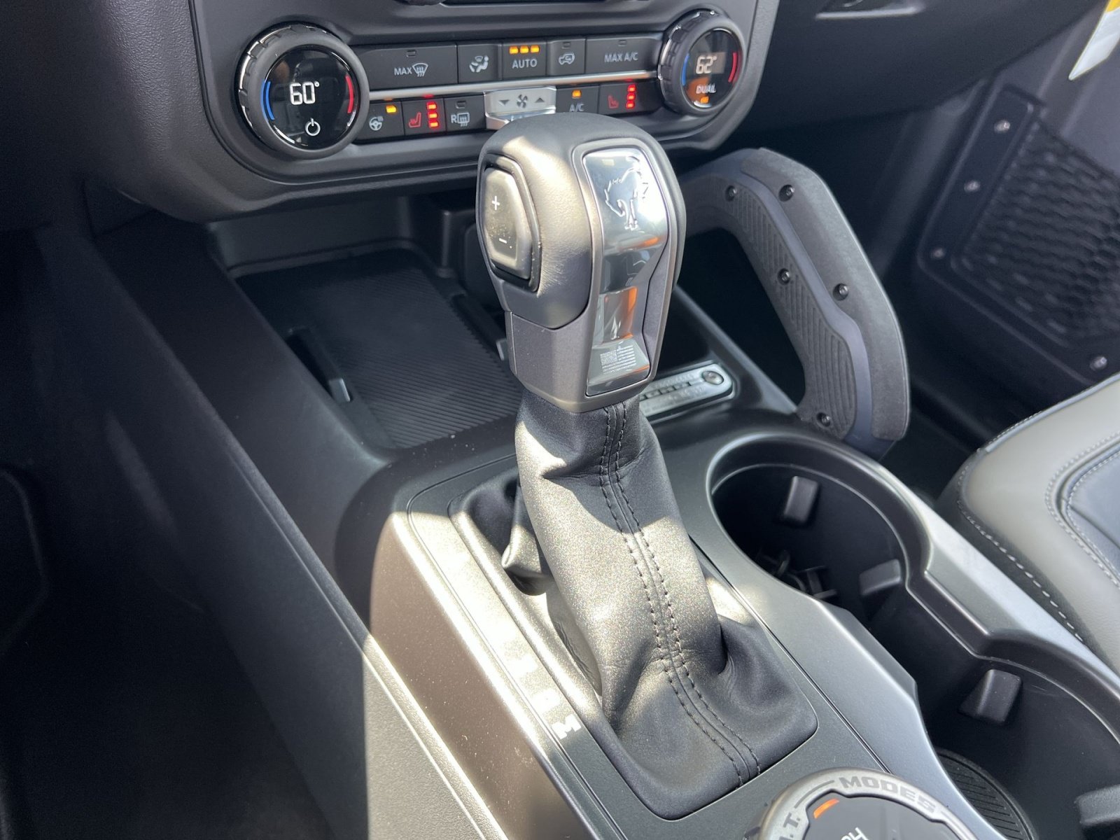 New 2026 Ford Bronco Outer Banks w/ Sasquatch Package AWD/4WD image 22