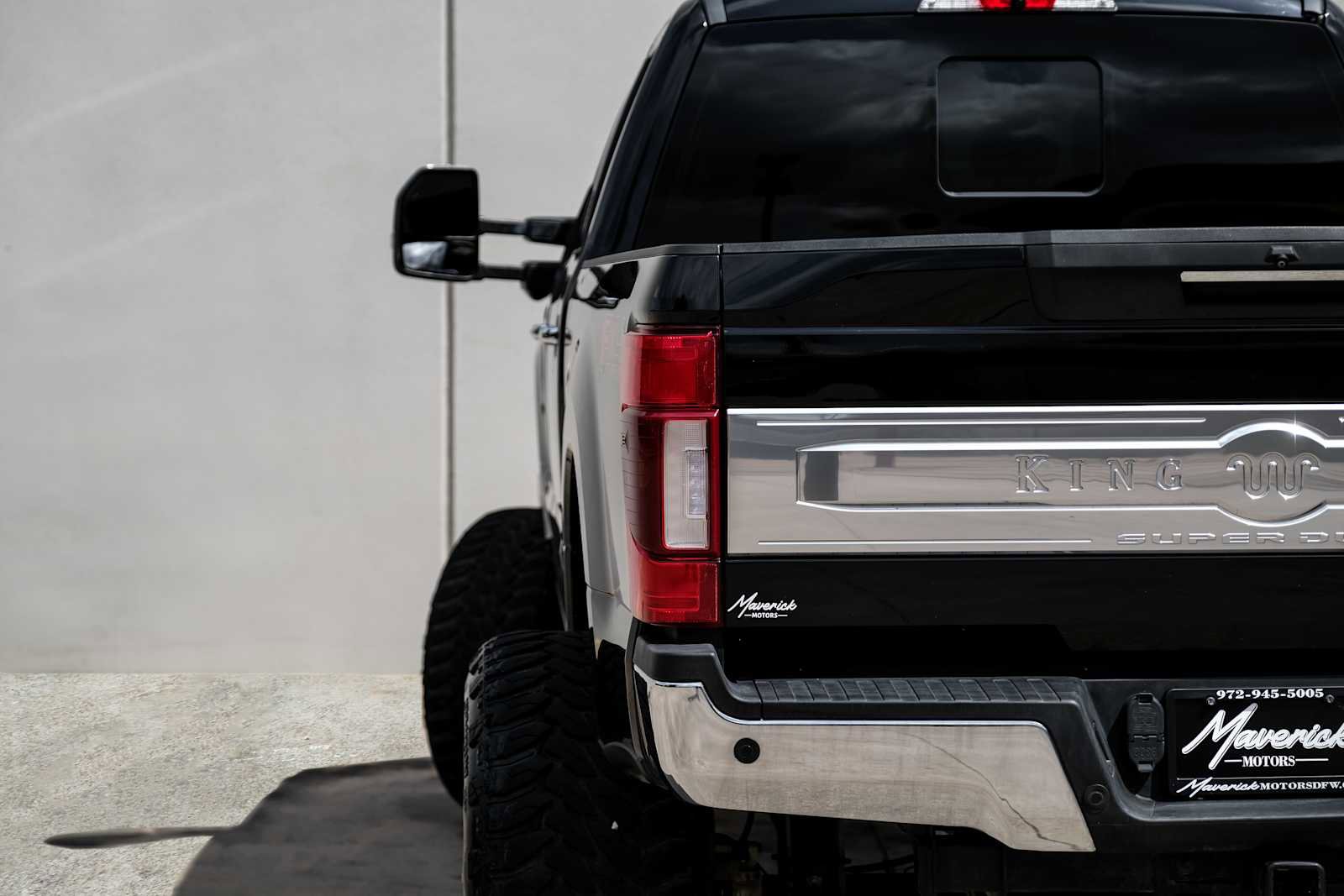 Used 2022 Ford F250 King Ranch w/ King Ranch Ultimate Package image 46