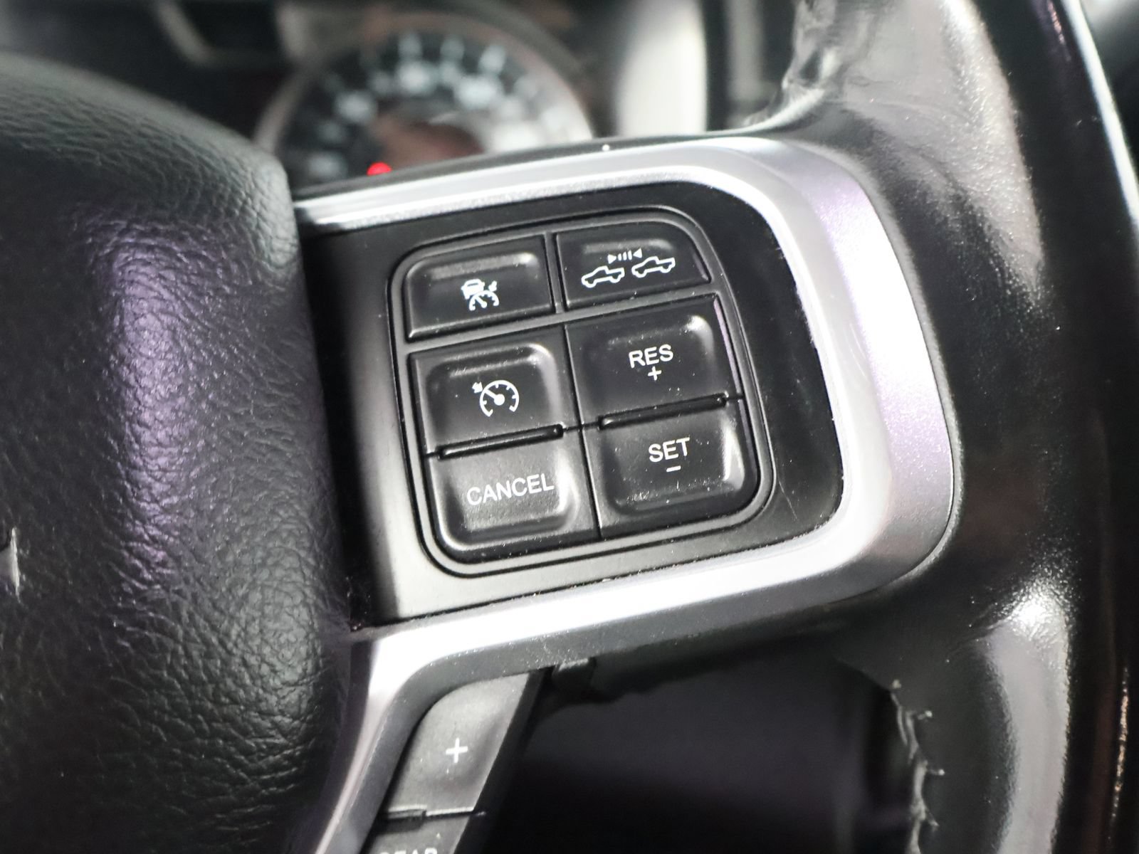 Used 2020 RAM 2500 Laramie AWD/4WD image 47